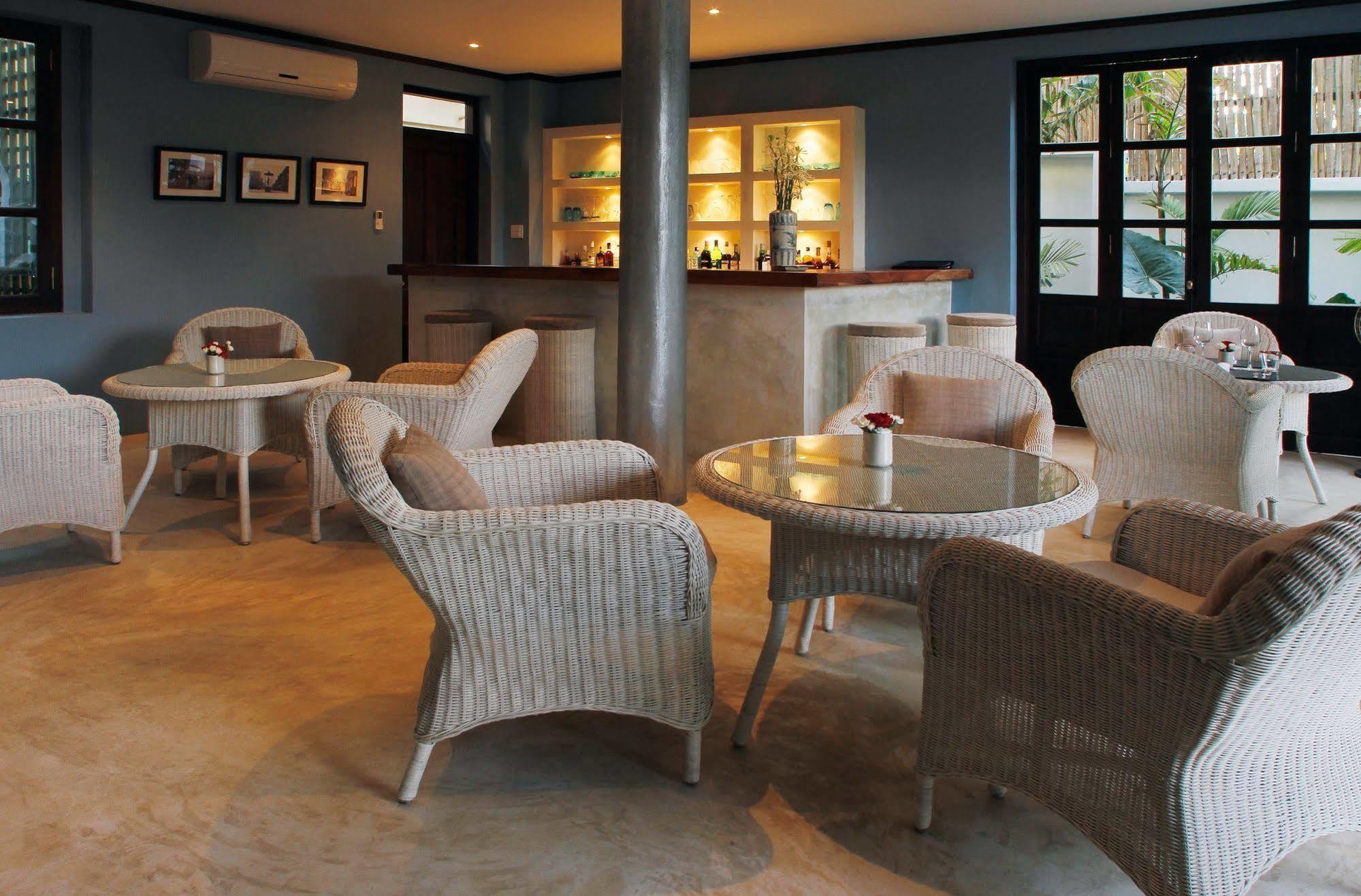 Hotel The Apsara Rive Droite Luang Prabang Exterior foto