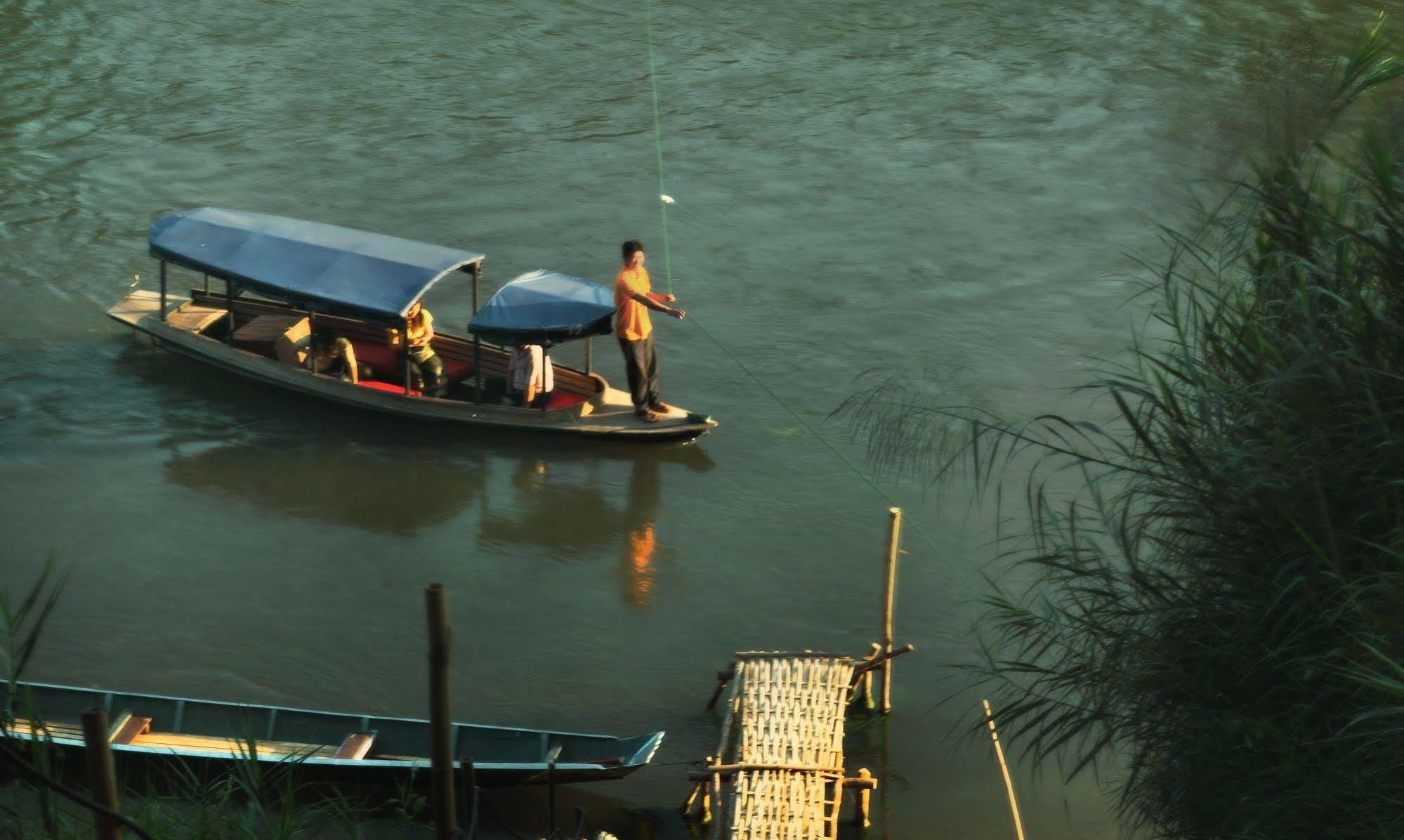 Hotel The Apsara Rive Droite Luang Prabang Exterior foto