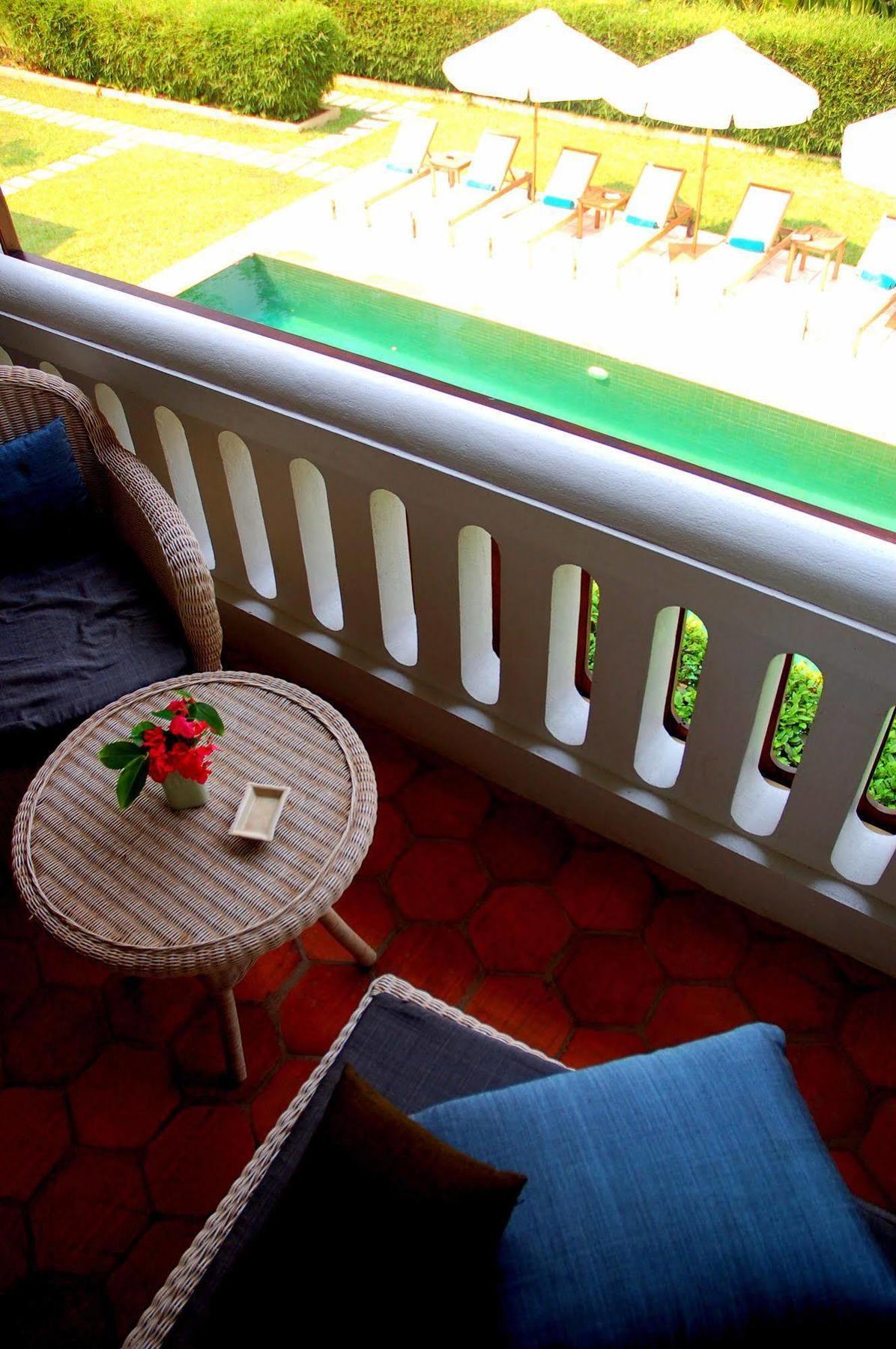 Hotel The Apsara Rive Droite Luang Prabang Exterior foto